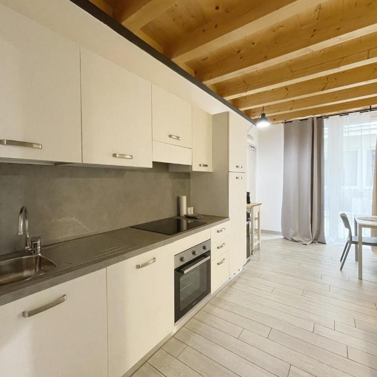 CK Property Apartment Verona - One-Bedroom Apartment - 1