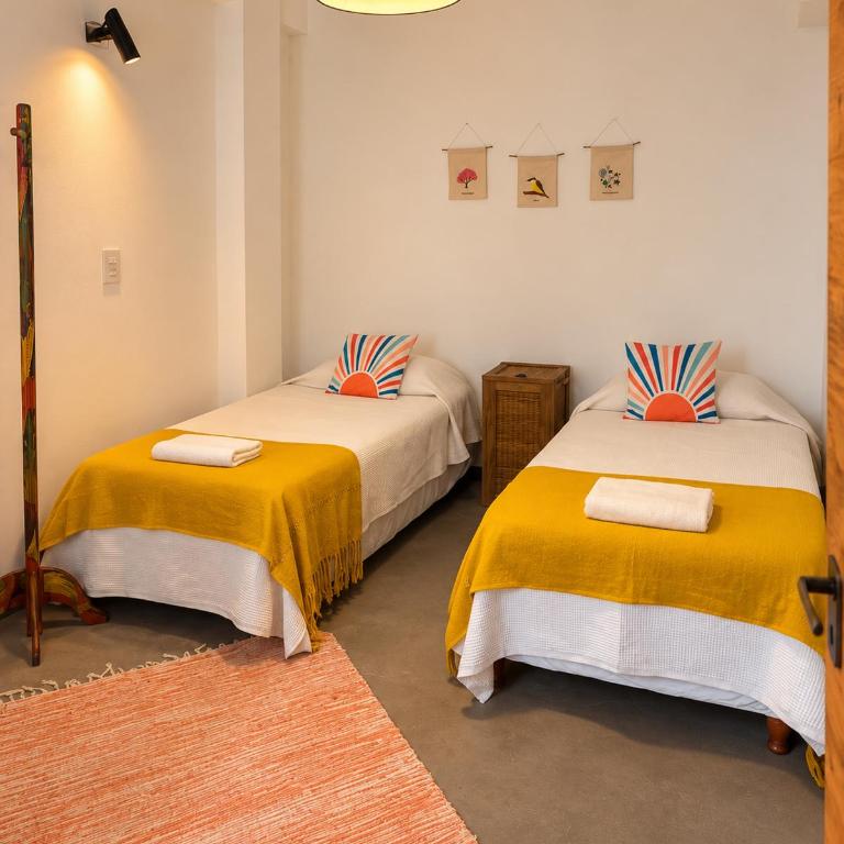 Hostel Cha - Habitación Estándar con baño compartido - 2 camas - 5