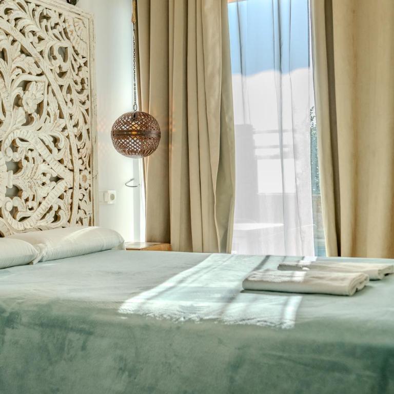 Apartamentos LOLA y MANUELA en primera línea playa Carihuela con excelente Terraza-jardin de 80 m2 frente al Mar con aparcamiento privado Ideal para descansar oyendo las olas del Mar - Appartement 2 Chambres - 7