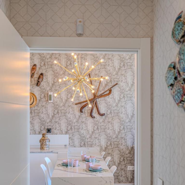 Apartamentos LOLA y MANUELA en primera línea playa Carihuela con excelente Terraza-jardin de 80 m2 frente al Mar con aparcamiento privado Ideal para descansar oyendo las olas del Mar - Appartement 2 Chambres - 27