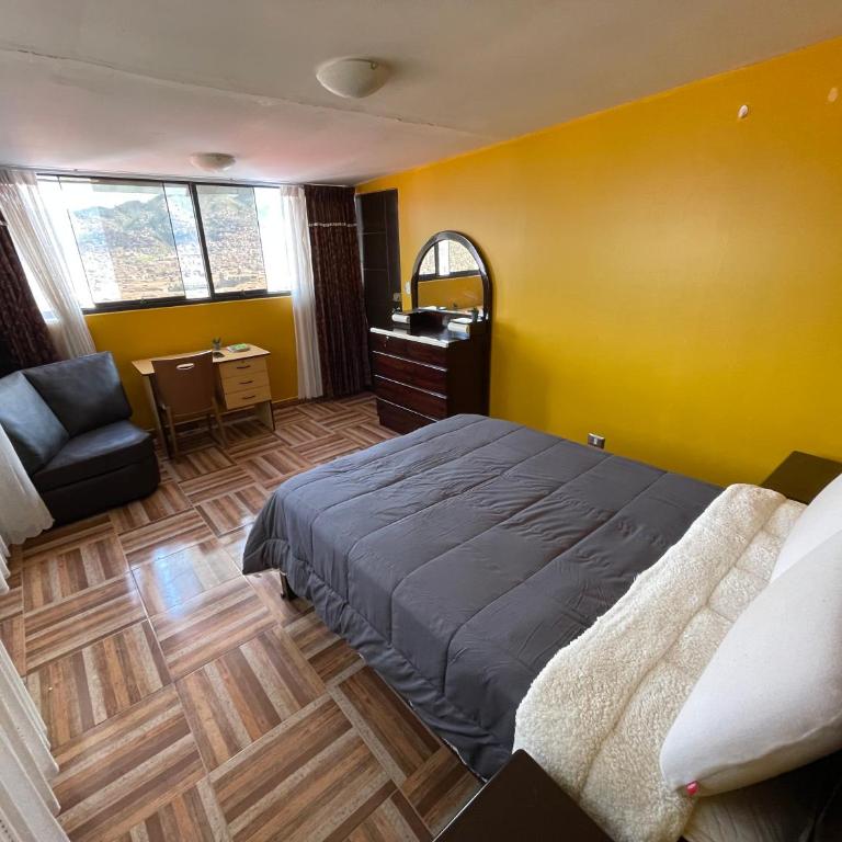 Apartment Complete San Blas View House 2 - Two-Bedroom Apartment with City View - 13