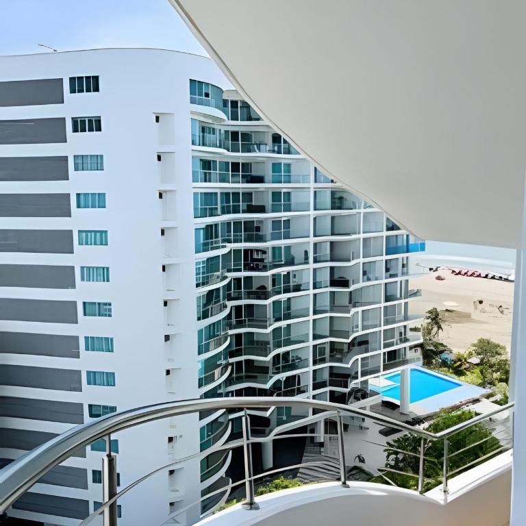 3+1 Dormitorios salida directa playa Morros. Vistas - Apartamento - 58