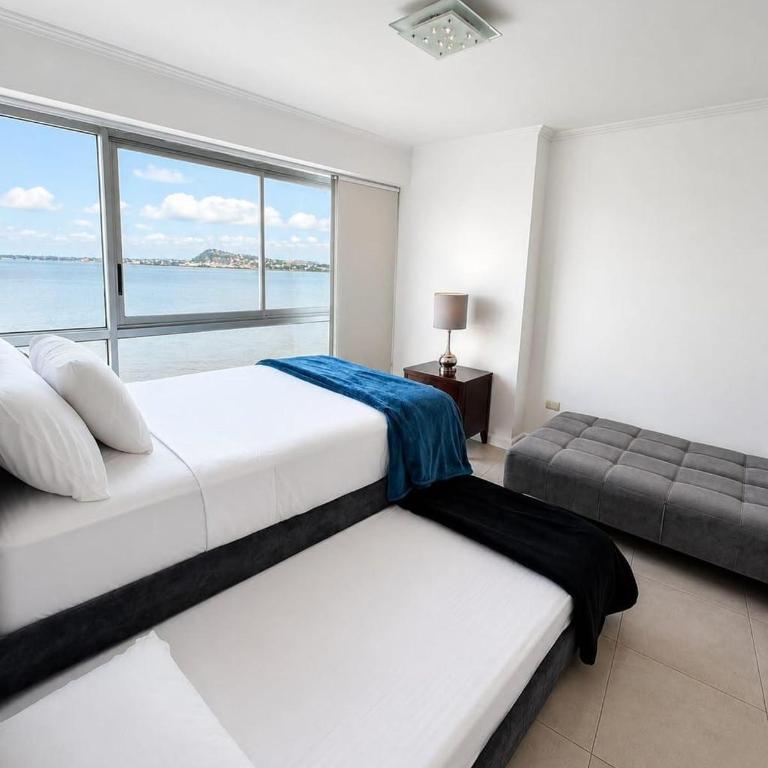 Departamento vista al rio con piscina, jacuzzi y gym - Apartamento de 2 dormitorios - 10