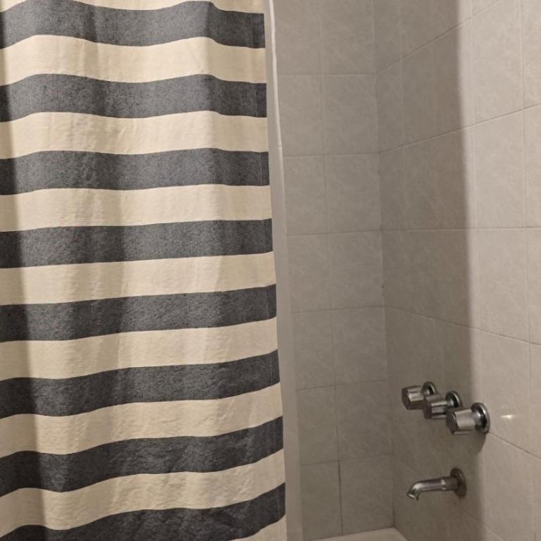 Nueva Córdoba, 1 Dormitorio, 3 personas, con cochera interna - Apartamento de 1 dormitorio - 10