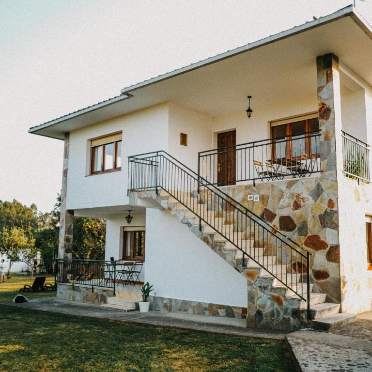 Casa Lupe - Galician Country Retreat near Beaches and Nature - Casa de 5 dormitorios - 1