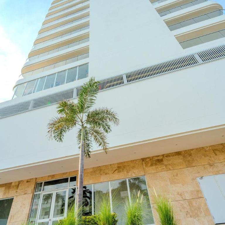 Apartamento Despierta Frente al Mar, con jacuzzi, piscinas y baño turco, cerca al aeropuerto - Two-Bedroom Apartment - 16