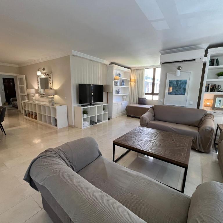 Playamar by the beach - Pool - Parking - Apartamento de 2 dormitorios - 9