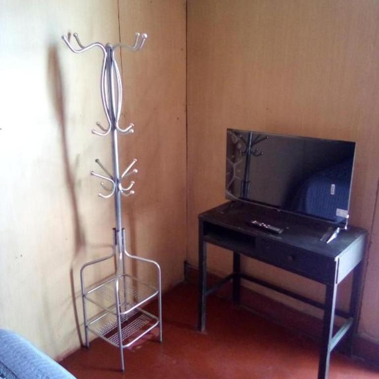 Hostal Inti - Habitación Doble con baño privado externo - 2