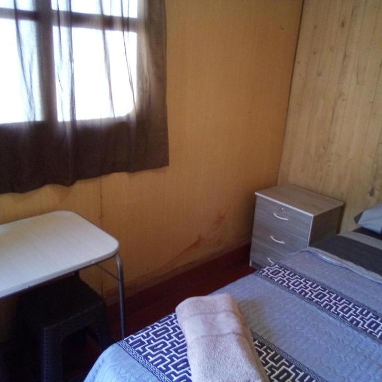 Hostal Inti - Habitación Doble con baño privado externo - 1