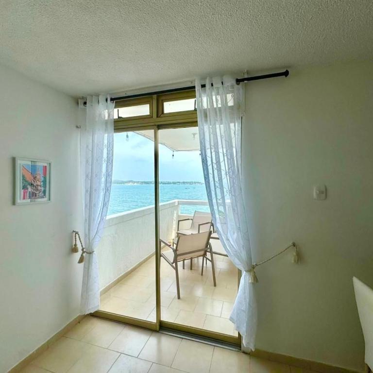 Acogedor apartamento con vista al mar a pasos de la playa - One-Bedroom Apartment - 4