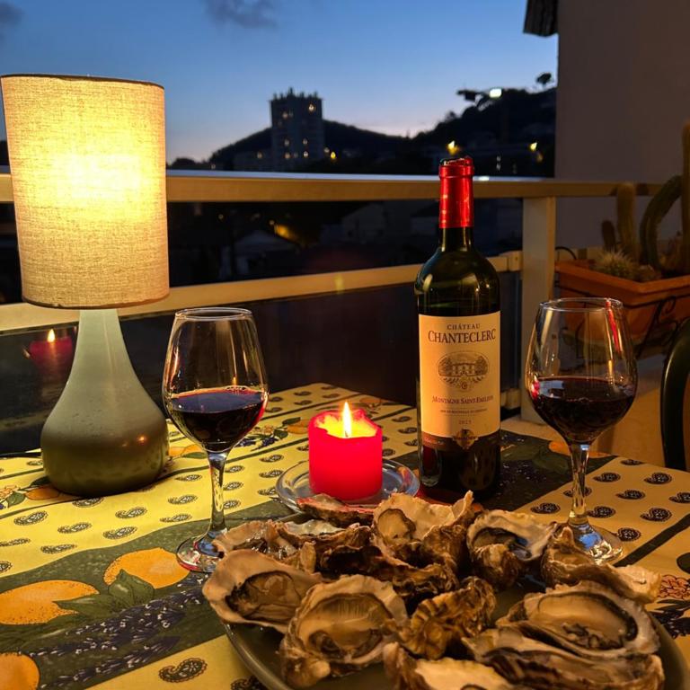 Sunny Balcony Apartment in Vallauris Near Cannes & Antibes - Appartement 1 Chambre - 8