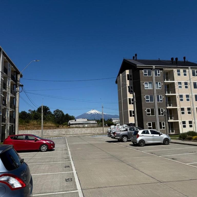 Spacious 3 bedroom apartment with pool and parking space - Three-Bedroom Apartment - 8