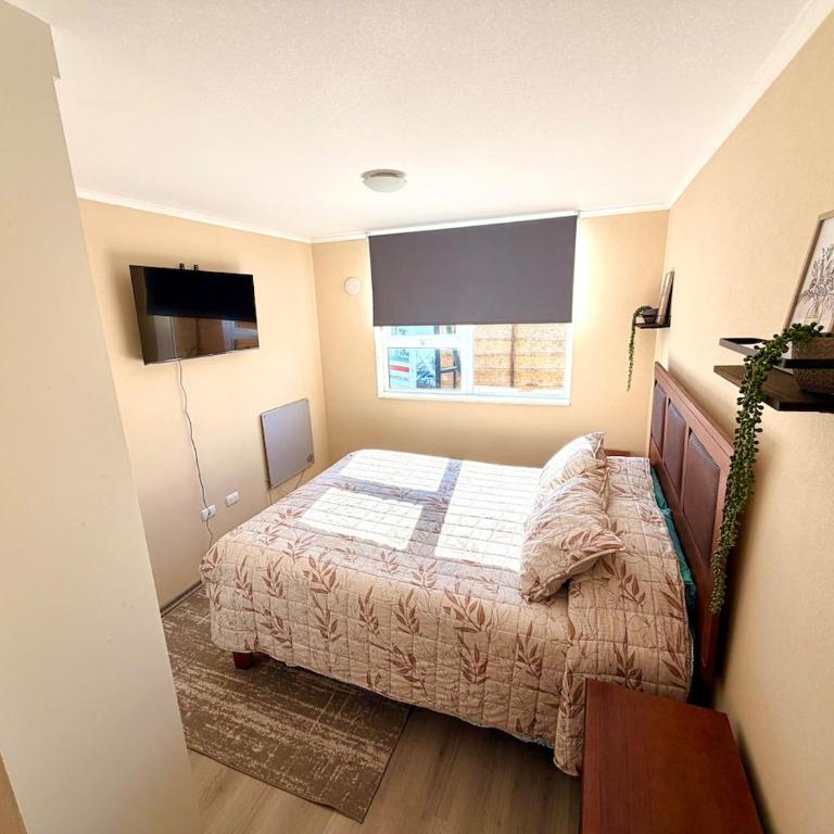 Spacious 3 bedroom apartment with pool and parking space - Three-Bedroom Apartment - 19