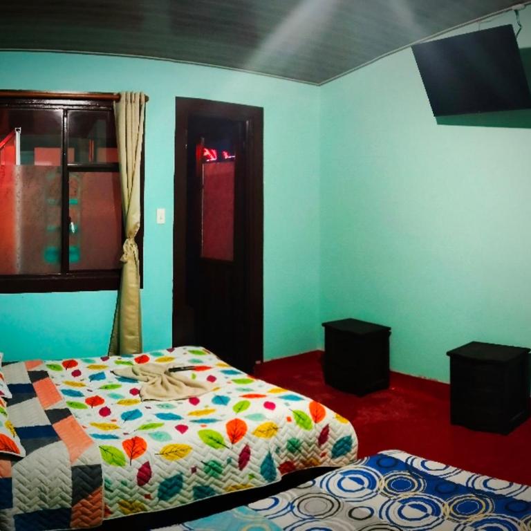Hotel cafetería Espejo Azul - Habitación Doble con baño - 1 o 2 camas - 1