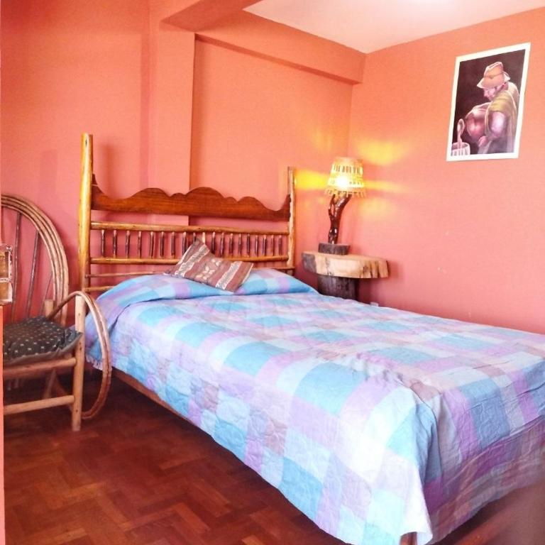 Hostal Leyenda - Small Double Room - 1