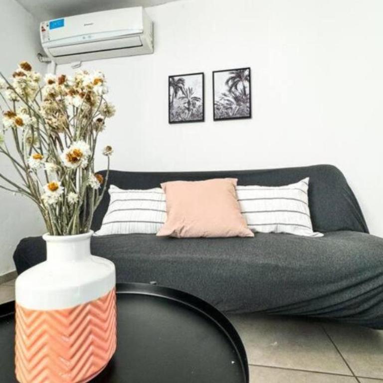 Duplex xBB6 en Peatonal centro de Mendoza cerca de Plaza Independencia Cochera incluida - One-Bedroom Apartment - 9