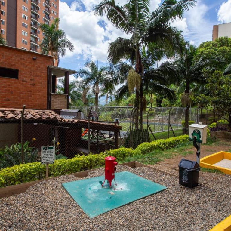 Medellín view loft vista City Pool gym - Apartamento de 3 dormitorios - 19