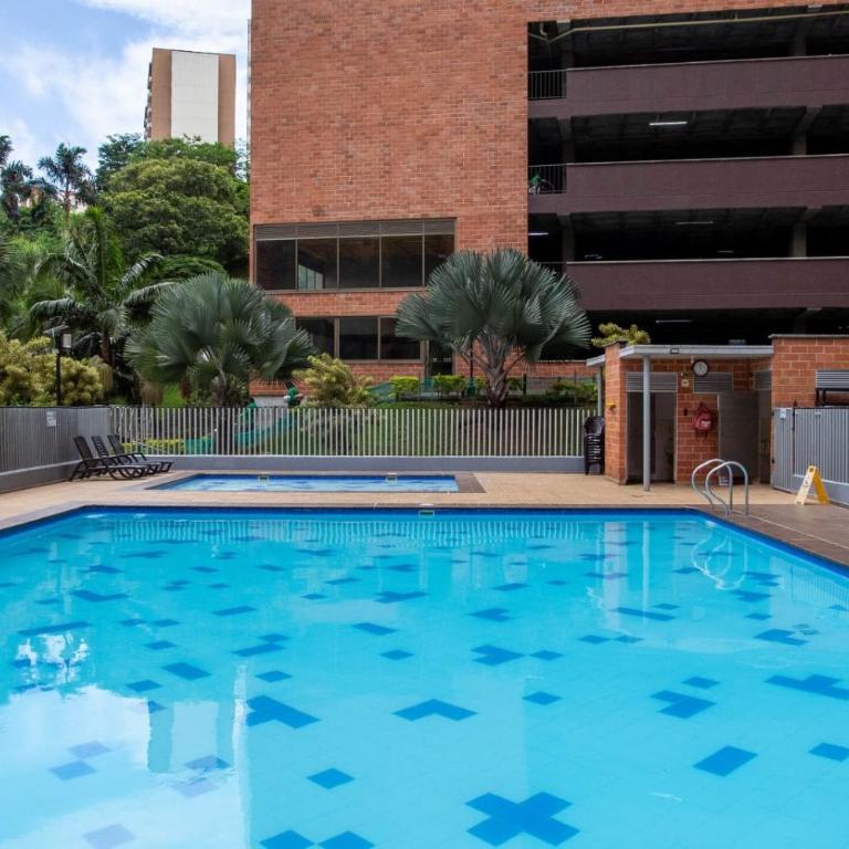 Medellín view loft vista City Pool gym - Apartamento de 3 dormitorios - 14
