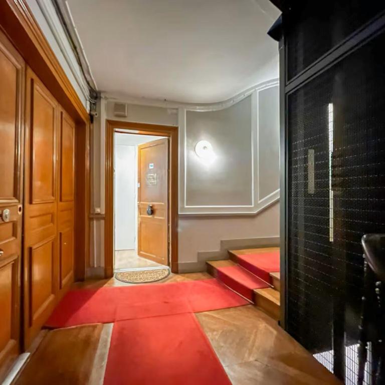 Opera apartment in the heart of Paris - Three-Bedroom Apartment - 7
