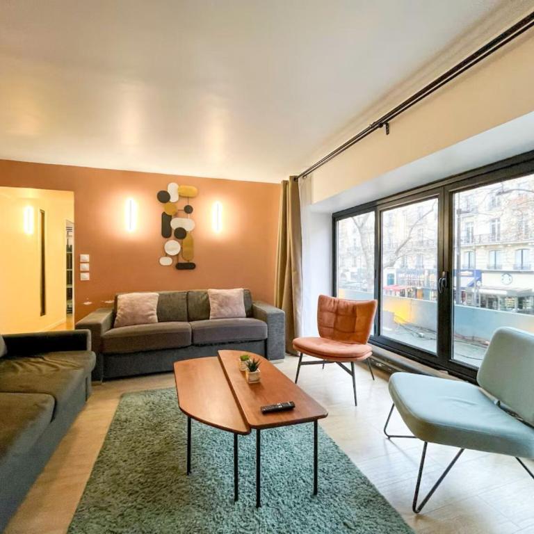 Opera apartment in the heart of Paris - Three-Bedroom Apartment - 1