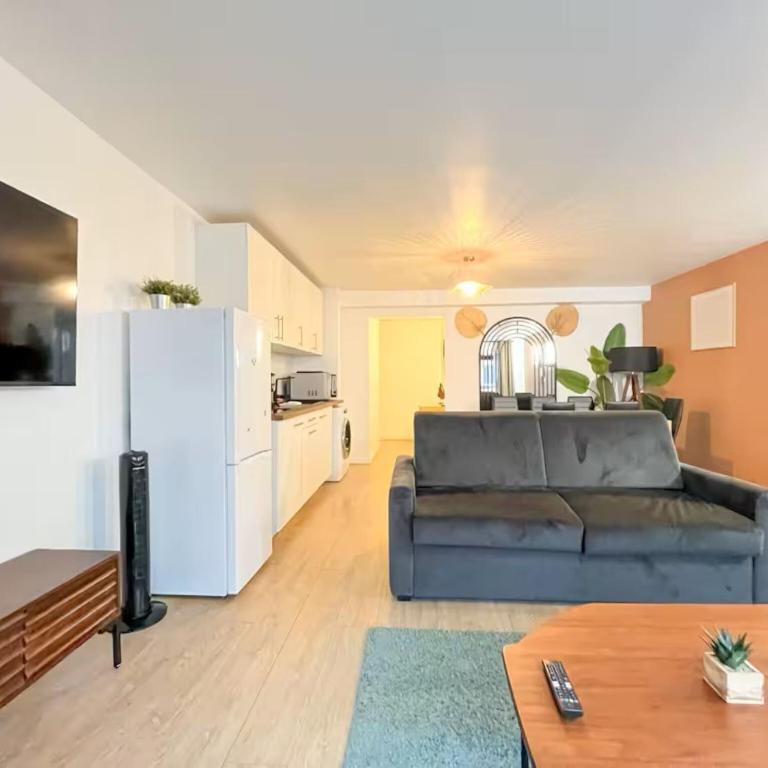 Opera apartment in the heart of Paris - Three-Bedroom Apartment - 20