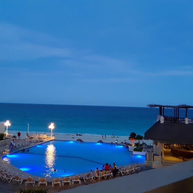 Beautiful Caribbean Ocean View - One-Bedroom Apartment - 22
