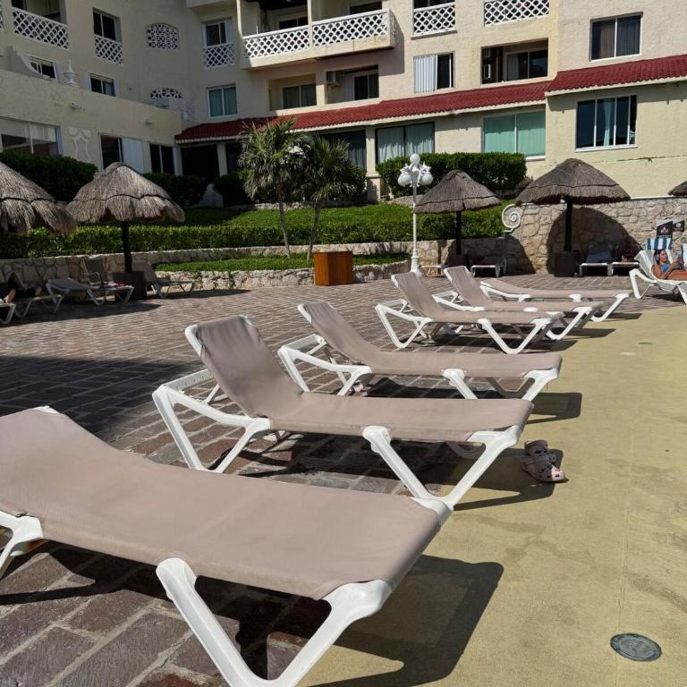 Beautiful Caribbean Ocean View - One-Bedroom Apartment - 30