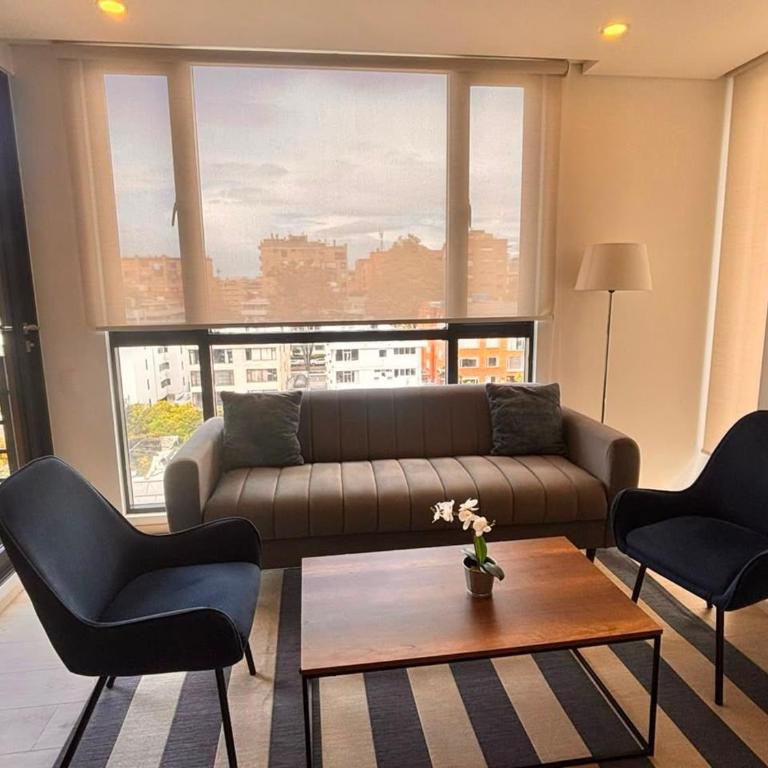 Edificio Area 93+ - Apartamento con balcón - 32