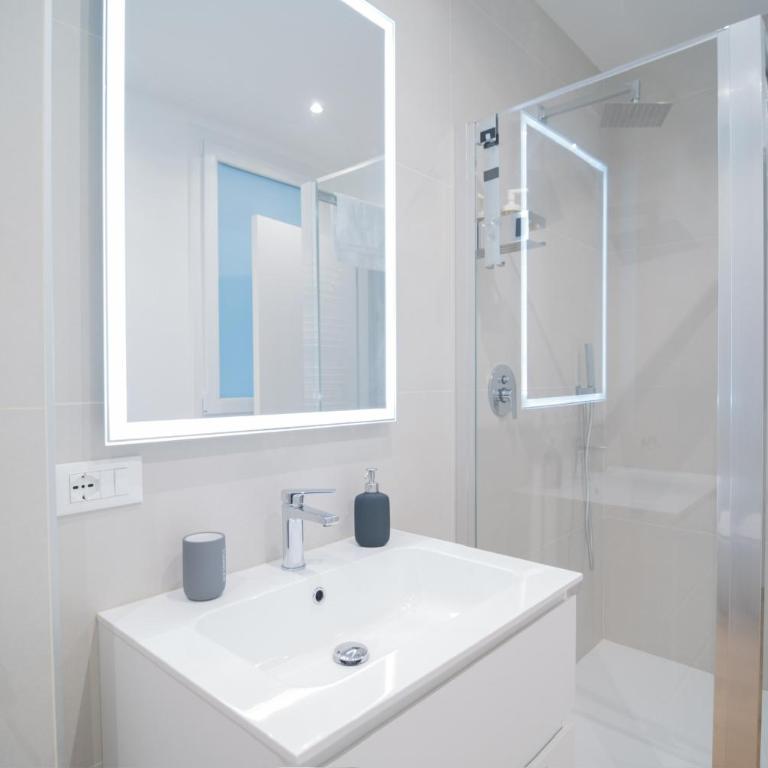 Designer loft in Treviso, near Venice - One-Bedroom Apartment - 9