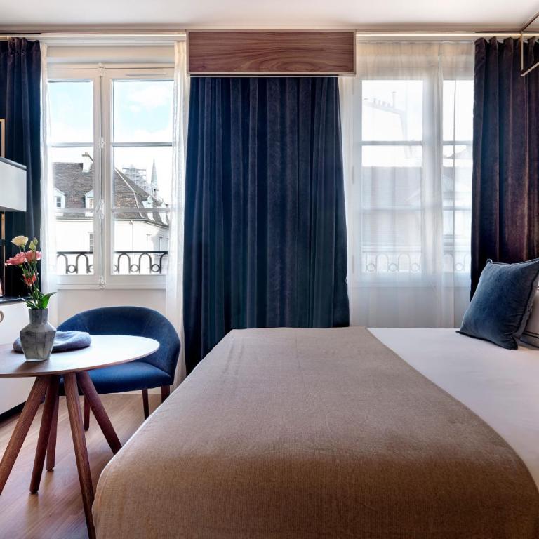 Maison Colbert member of Meliá Collection Notre-Dame - Chambre Supérieure - Vue Partielle sur Notre-Dame - 3