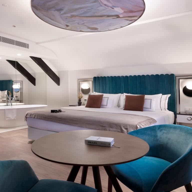 Maison Colbert member of Meliá Collection Notre-Dame - Suite Elena Sorolla - 3