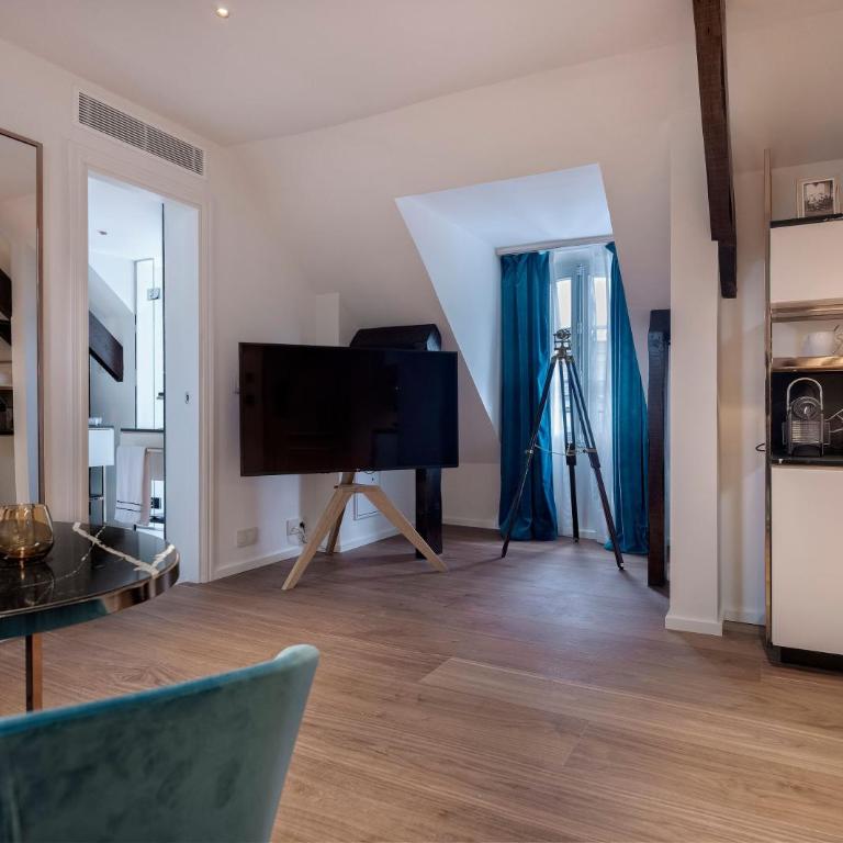 Maison Colbert member of Meliá Collection Notre-Dame - Suite Elena Sorolla - 6