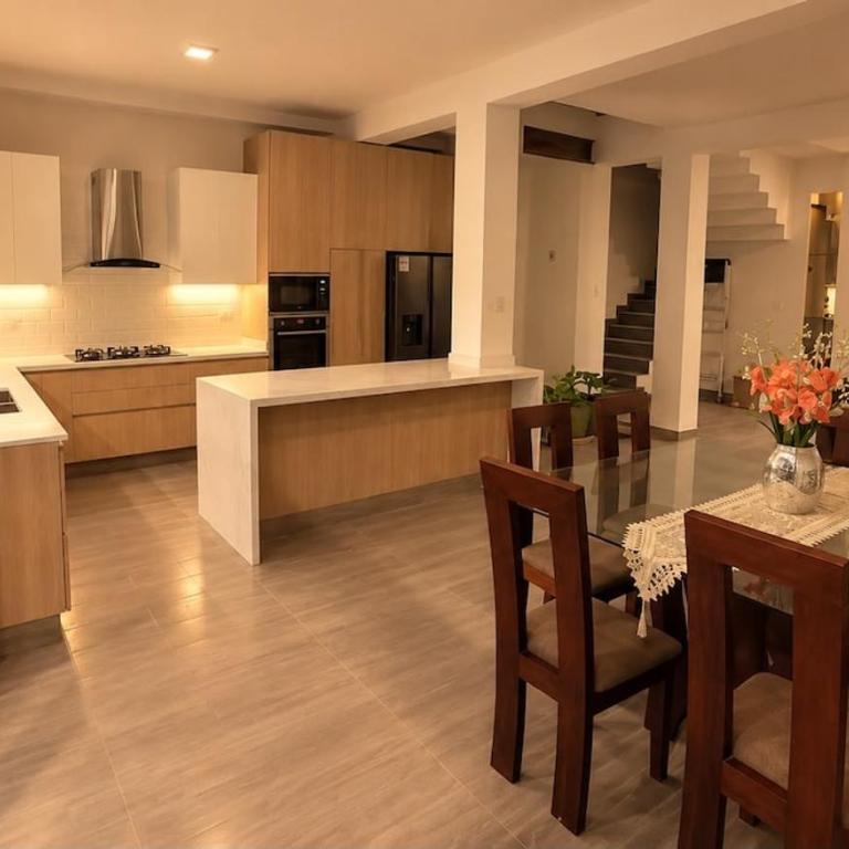 San Blas Huánuco - Three-Bedroom House - 1