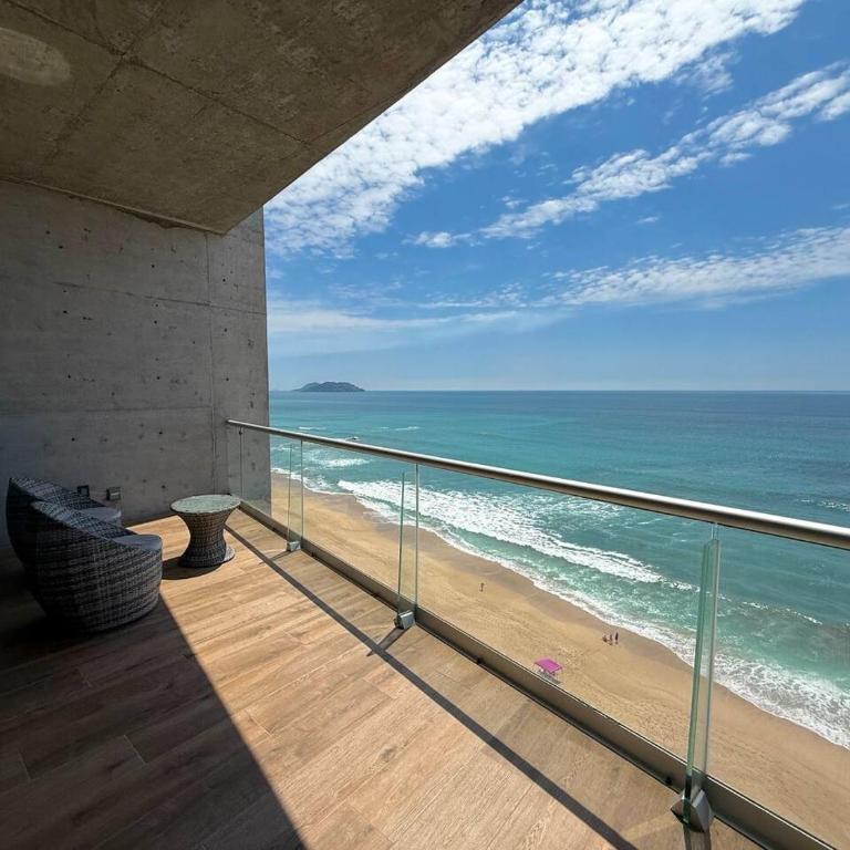 Lujo frente al mar, Alberca, Vista al oceano - Apartment - 25
