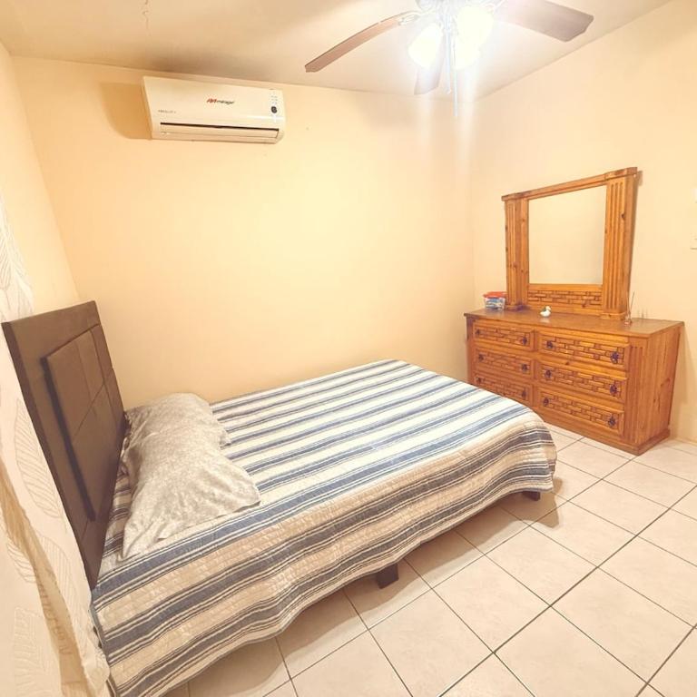 House for Family and Business Travel - Apartamento de 3 dormitorios - 14