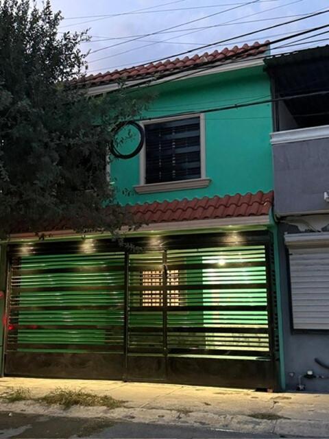 House for Family and Business Travel - Apartamento de 3 dormitorios - 1