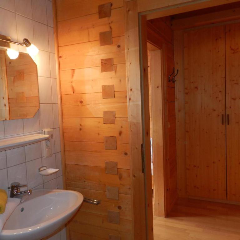 Cozy holiday apartment close to the slopes - Apartment mit 2 Schlafzimmern - 36