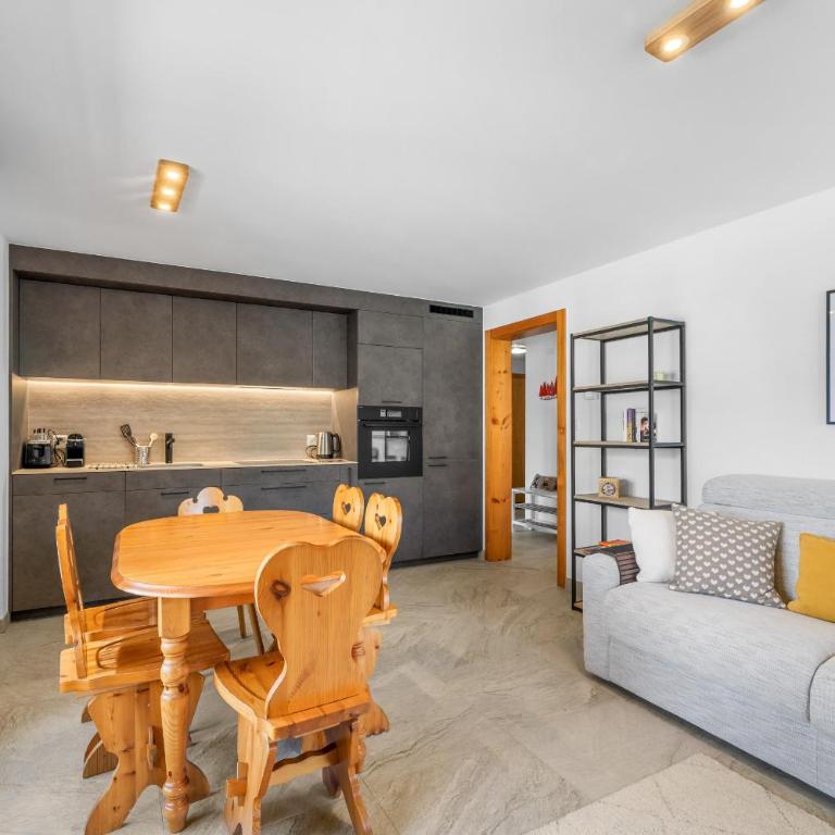 Grand-Place 09 - 5 pers - nid douillet & piscine - Apartment with Mountain View - 2