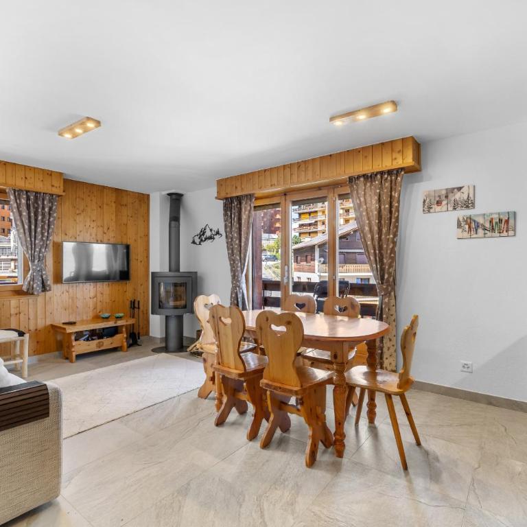 Grand-Place 09 - 5 pers - nid douillet & piscine - Apartment with Mountain View - 3