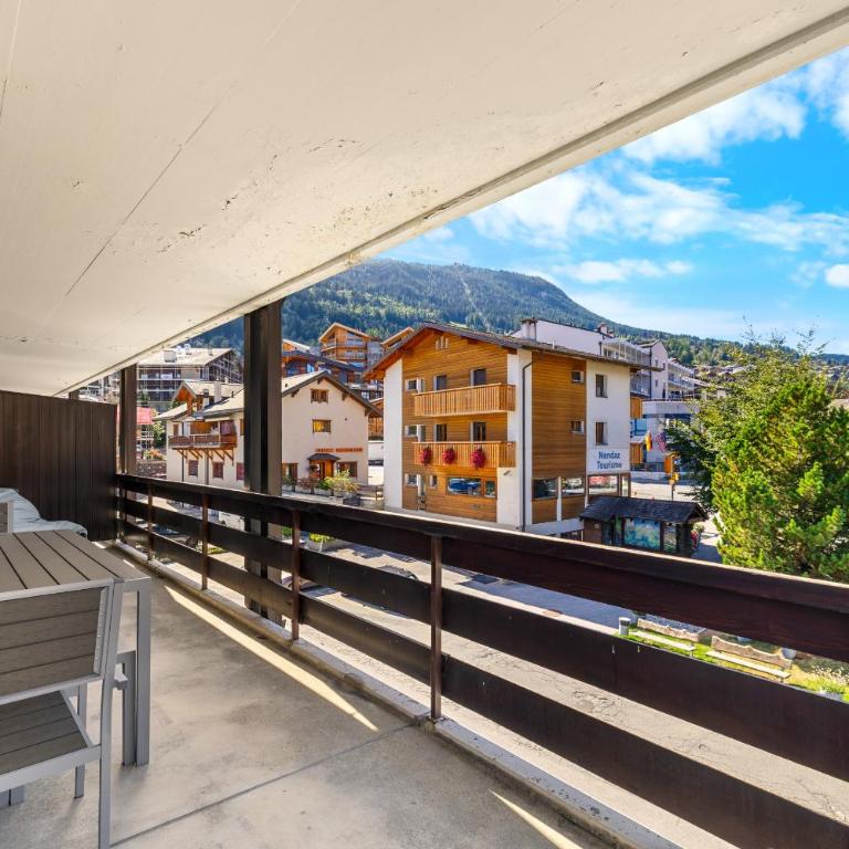 Grand-Place 09 - 5 pers - nid douillet & piscine - Apartment with Mountain View - 14
