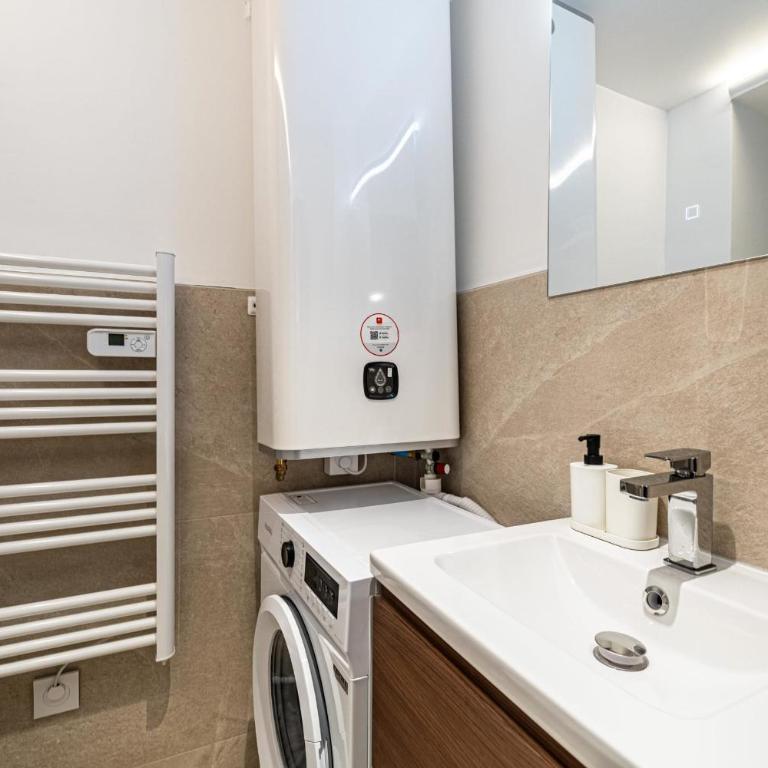 3 MAUB - Renovated 1 bedroom behind Martinez 50m Croisette - Appartement 1 Chambre - Vue sur Ville - 4