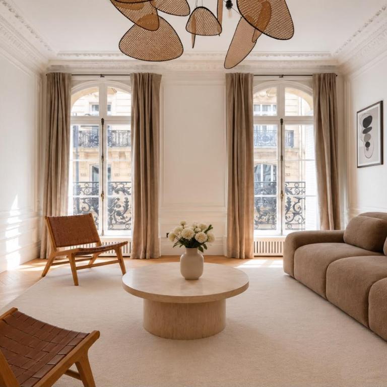 Hausmannian Appartment - Paris Trocadero - Appartement 3 Chambres - 1