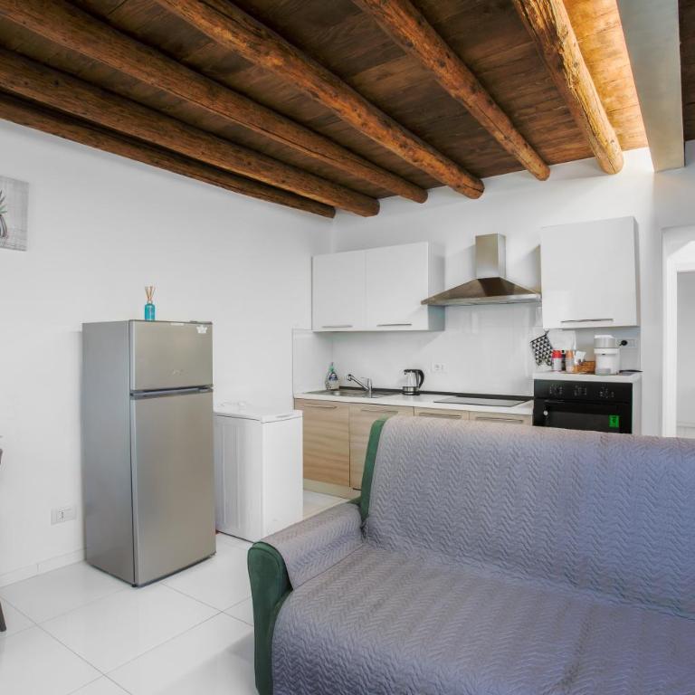 PARISI Verona Fiera Golosine 2 - free parking - Appartamento con 1 Camera da Letto - 32
