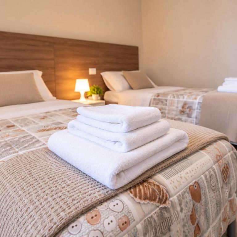 Porta Galileo l Comfort Rooms & Parking - Camera Doppia con Letti Singoli con Bagno Privato - 4