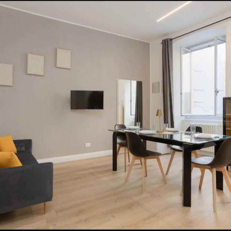 Affittacamere e Appartamento B in centro a Trieste - Camera Quadrupla con Bagno Privato - 9