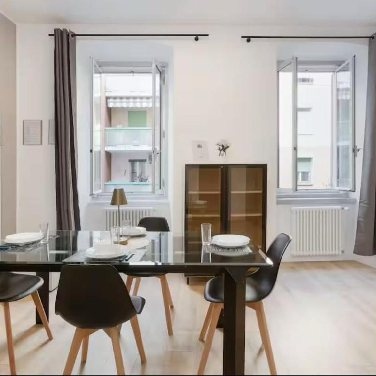 Affittacamere e Appartamento B in centro a Trieste - Camera Quadrupla con Bagno Privato - 13