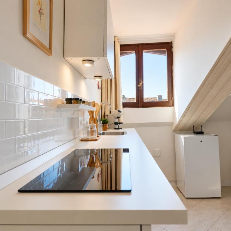Casa Fiore, rifugio luminoso tra storia e design - Apartment mit 1 Schlafzimmer - 3