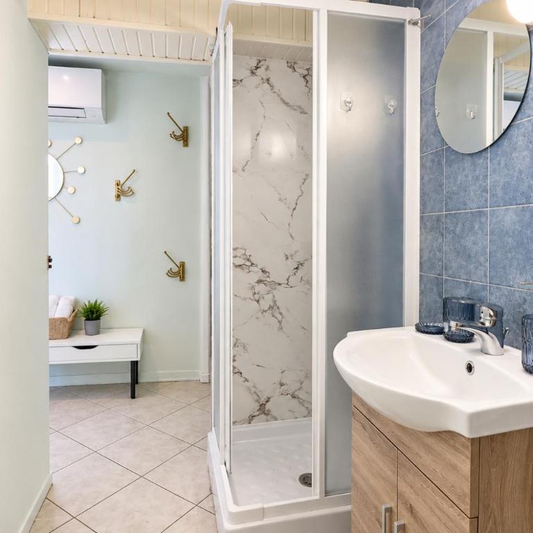 Casa Fiore, rifugio luminoso tra storia e design - Apartment mit 1 Schlafzimmer - 15