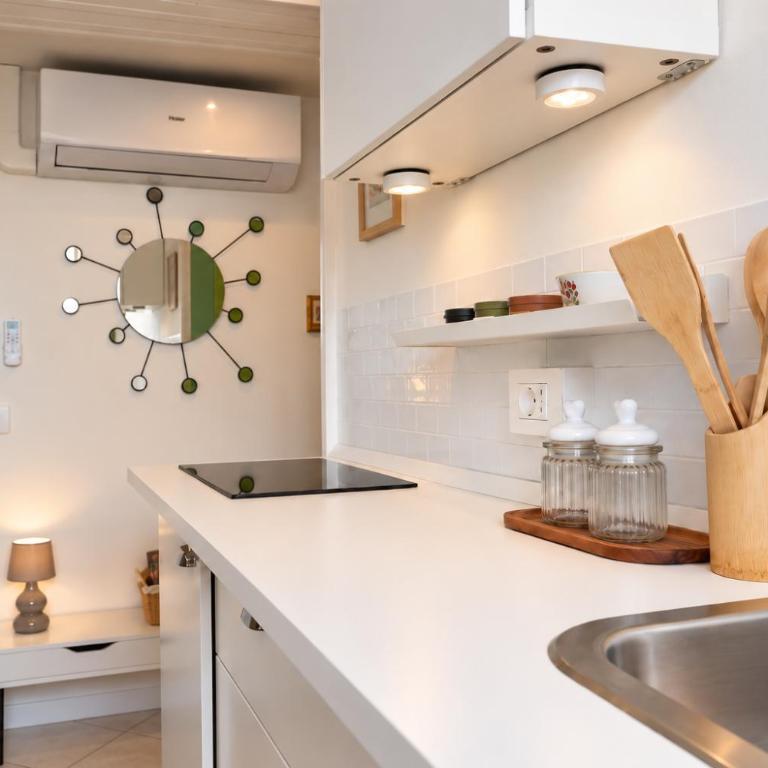 Casa Fiore, rifugio luminoso tra storia e design - Apartment mit 1 Schlafzimmer - 10