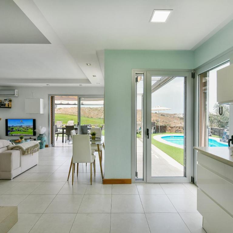 Vista Salobre Golf 9 by VillaGranCanaria - Villa - 23